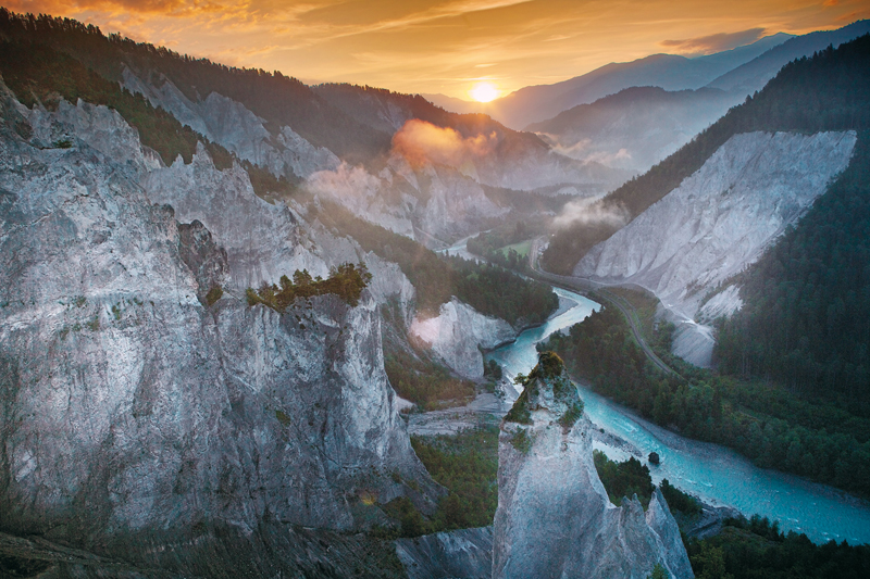 Die Rheinschlucht im Sonnenuntergang